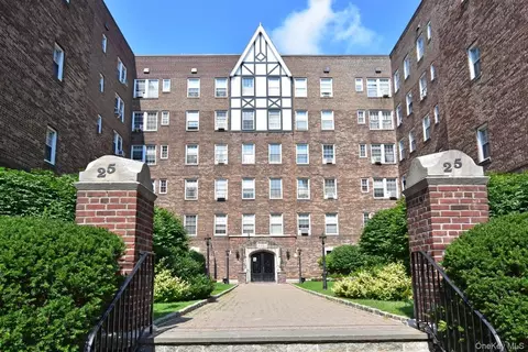 25 Parkview Ave #1K, Yonkers, NY 10708