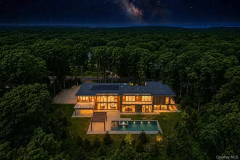 16 Arbor Path, East Hampton, NY 11937