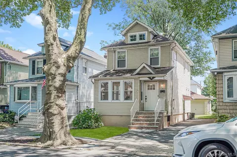 13 Hawthorne Ave, Staten Island, NY 10314