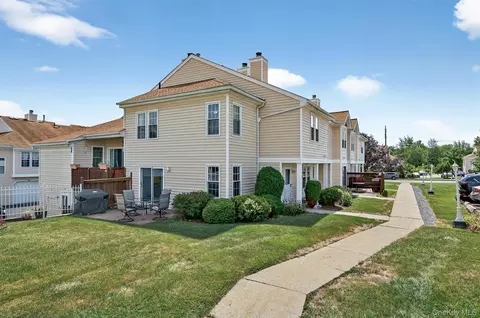 2409 Whispering Hls, Chester, NY 10918