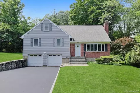 206 Belmont Rd, Mount Pleasant, NY 10532