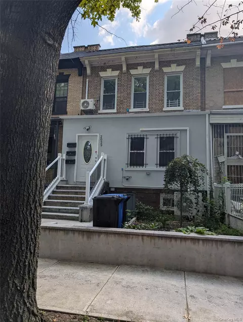 2029 Strauss St, Brooklyn, NY 11212