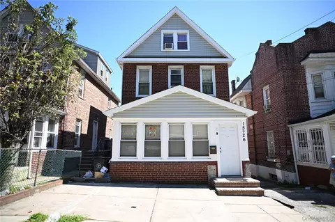 15926 Highland Ave, Jamaica, NY 11432