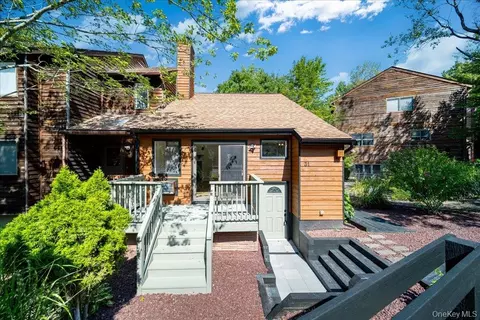 31 Edelweiss Dr, Woodridge, NY 12789