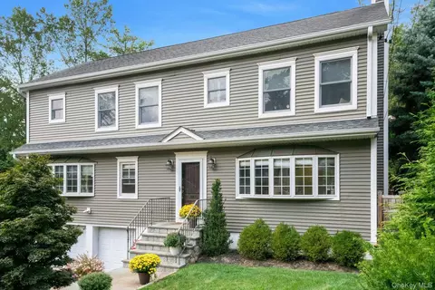 54 Lincoln Ave, Ossining, NY 10562