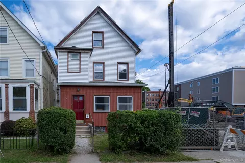 226 Fourth Ave, Pelham, NY 10803