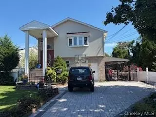 115-43 240th St, Elmont, NY 11003