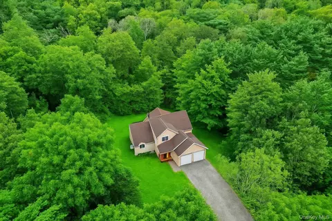 278 Oakland Valley Rd, Deerpark, NY 12729