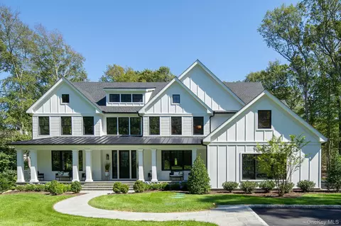 64 Saw Mill Rd, Cold Spring Harbor, NY 11724