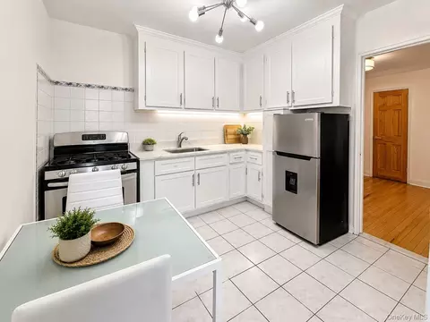 5640 Netherland Ave #1B, New York, NY 10471