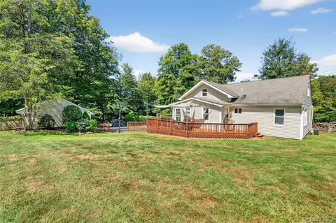 3701 Old Crompond Rd, Cortlandt, NY 10567