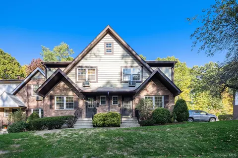 50 Yorkshire Dr, Ramapo, NY 10901