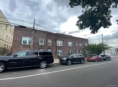 32-06 100th St, Corona, NY 11368