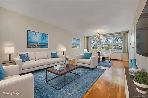 211-10 18th Ave #4G, New York, NY 11360