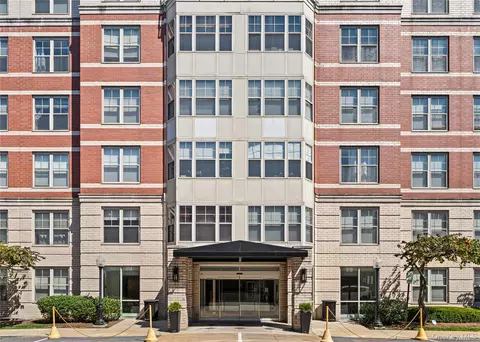 300 Mamaroneck Ave #712, White Plains, NY 10605