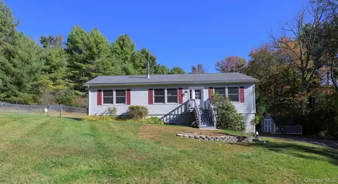 988 County Route 31, Lumberland, NY 12737
