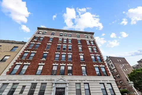 92 Hamilton Ave #2A, Yonkers, NY 10705