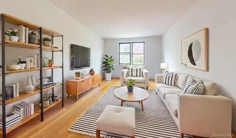 102-18 64th Ave #2L, New York, NY 11375