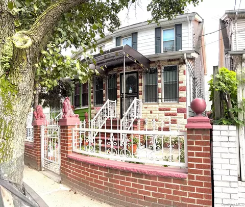 17508 93rd Ave, Jamaica, NY 11433