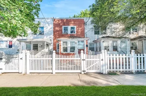 15209 118th Ave, Jamaica, NY 11434