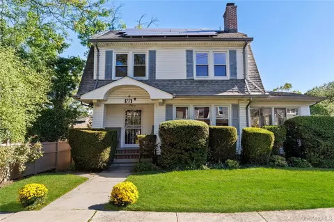 77 Hillside Ave, New Rochelle, NY 10801