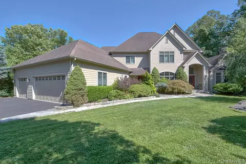 62 Indian Wells Rd, Southeast, NY 10509