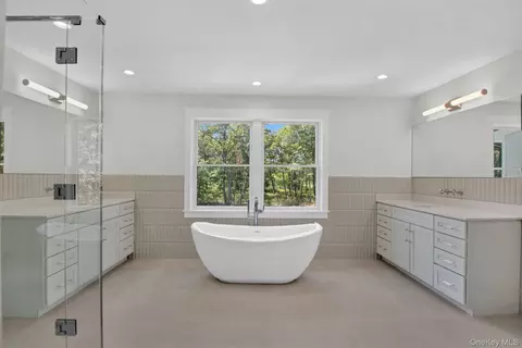 Bath - 95 N Summit Blvd, Westhampton, NY 11977 photo 1 of 2