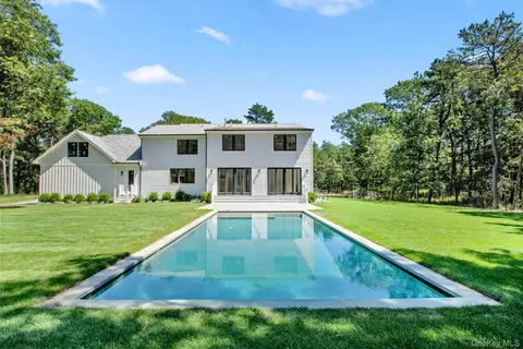 Exterior - 95 N Summit Blvd, Westhampton, NY 11977 photo 5 of 5