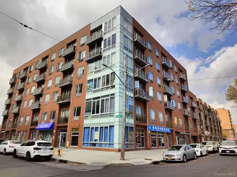 13621 Latimer Pl #3K, Flushing, NY 11354
