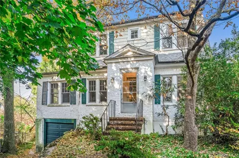 20 Stafford Pl, Larchmont, NY 10538