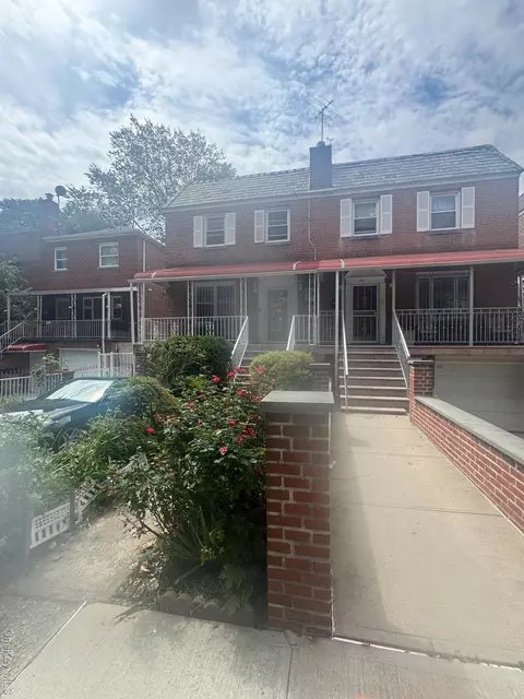 2339 Barnes Ave, New York, NY 10467