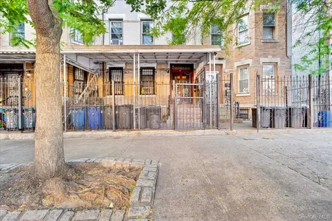 255 Ridgewood Ave, Brooklyn, NY 11208