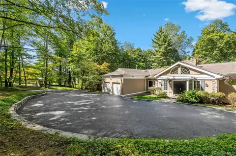 120 Mclain St, Mount Kisco, NY 10549