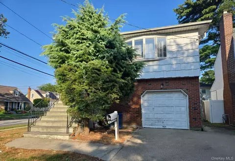 209 N Grove St, Valley Stream, NY 11580