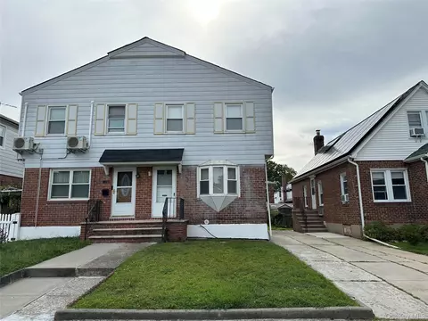 47-52 196 St, Flushing, NY 11358