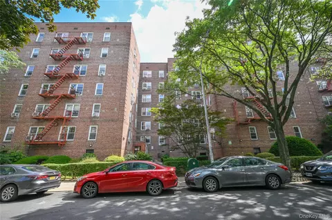 39-45 51 St #1D, Woodside, NY 11377