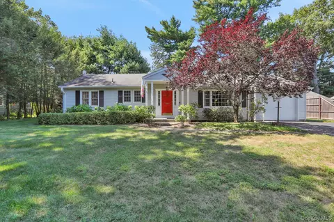 1041 Pine Pl, Kingston, NY 12401