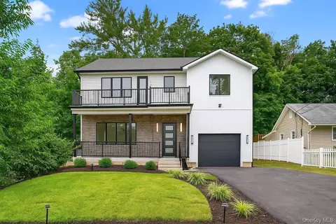 3 Forshee St, Monroe, NY 10950