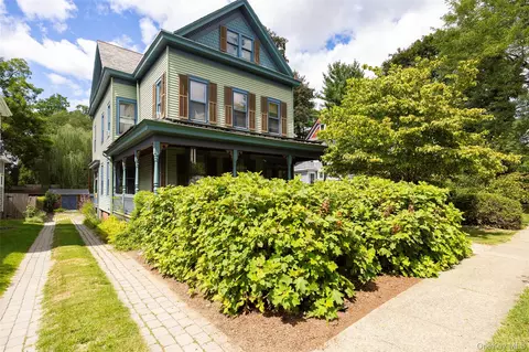 59 S Grand Ave, Poughkeepsie, NY 12603