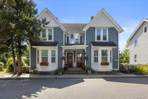 26 High St, Warwick, NY 10990