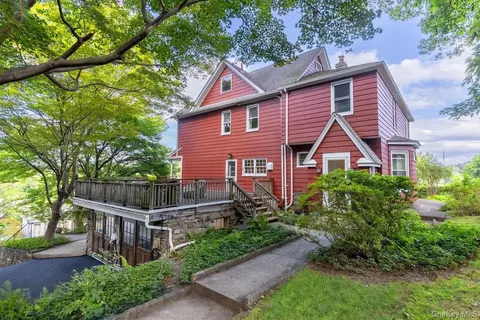 53 Allen St, Greenburgh, NY 10522