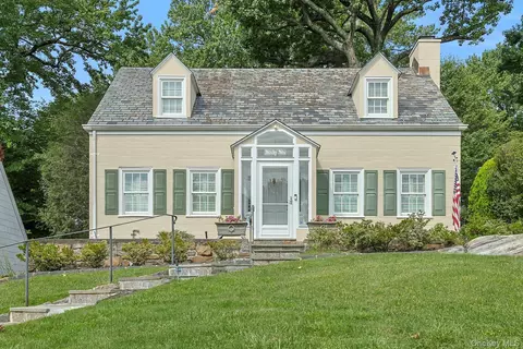 66 Aka 68 Wildway, Bronxville, NY 10708
