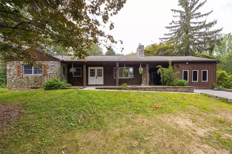 993 State Route 32, Wallkill, NY 12589