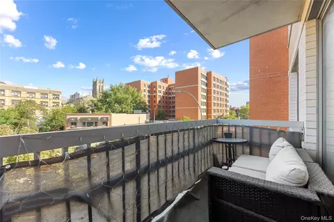 837 Washington Ave #3J, New York, NY 10451