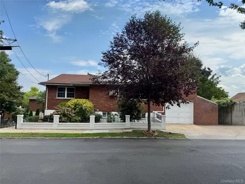 396 King Ave, New York, NY 10464