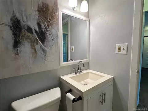 Bath - 151 Fairharbor Dr #151, Patchogue, NY 11772 photo 2 of 3