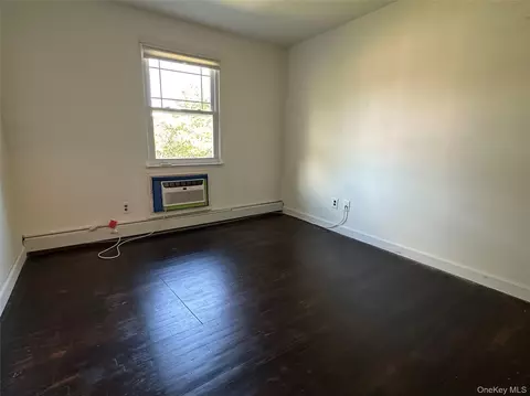 Bedroom - 151 Fairharbor Dr #151, Patchogue, NY 11772 photo 1 of 1