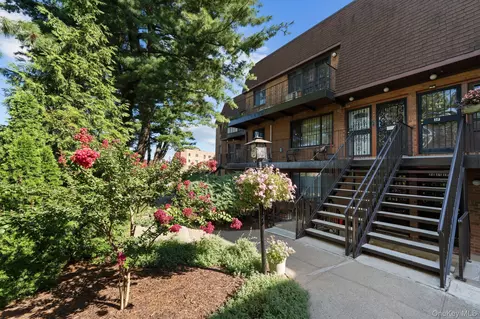 7447 Calamus Ave #48, Elmhurst, NY 11373