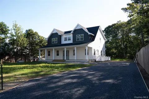 49 The Grn, Shirley, NY 11967