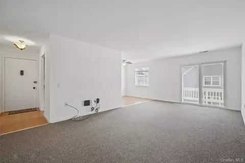 Living - 201 Commons Way UNIT E, Fishkill, NY 12524 photo 2 of 6